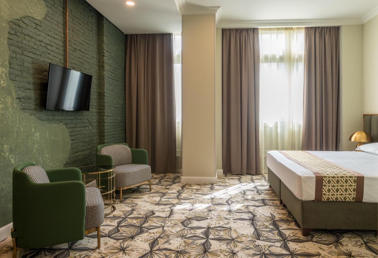 Grand Opera Hotel Kutaisi Eksteriør billede