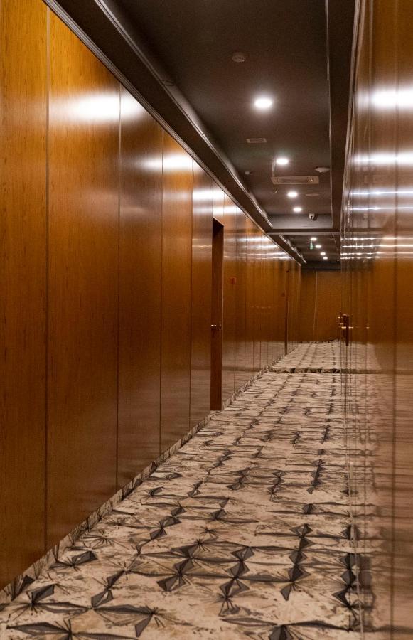 Grand Opera Hotel Kutaisi Eksteriør billede